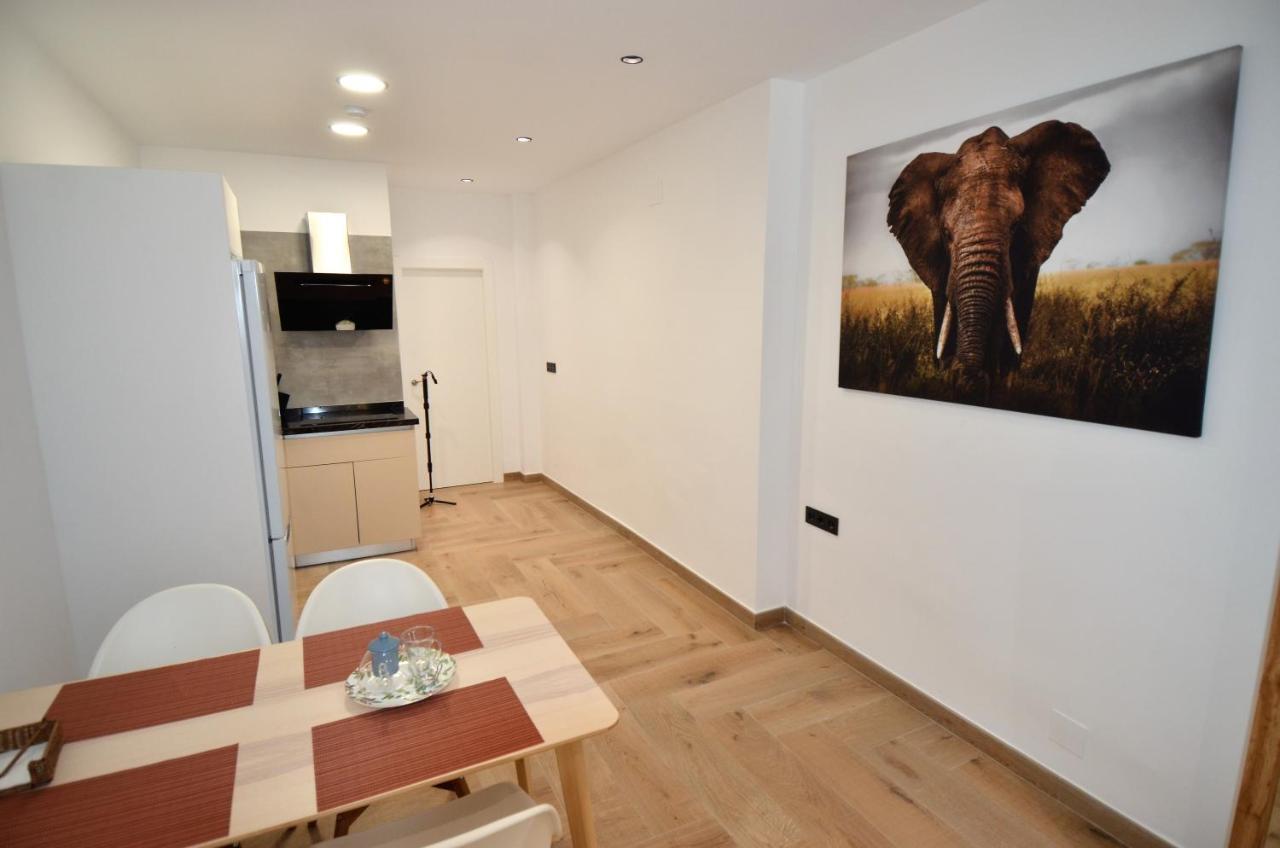 Del Convento Centro Historico 2A Apartment มาลากา ภายนอก รูปภาพ