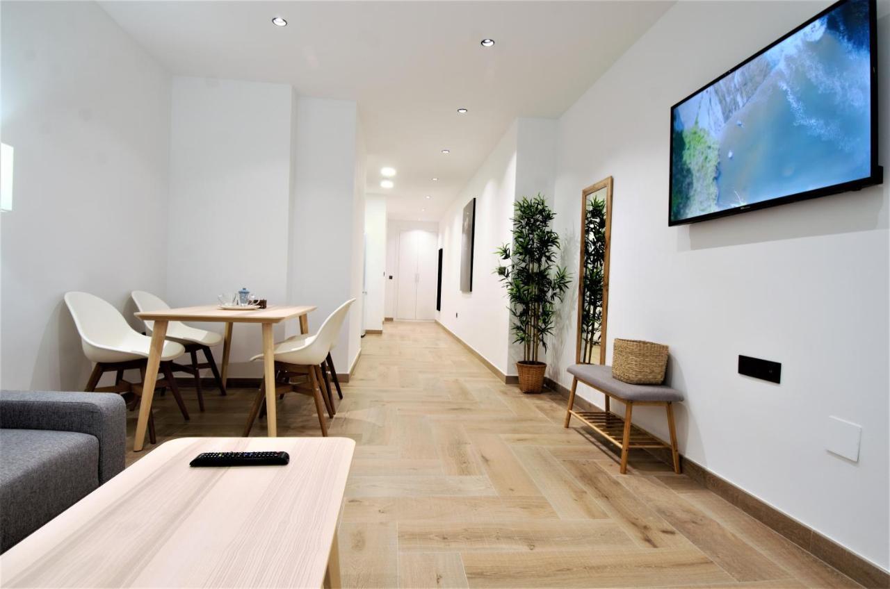 Del Convento Centro Historico 2A Apartment มาลากา ภายนอก รูปภาพ