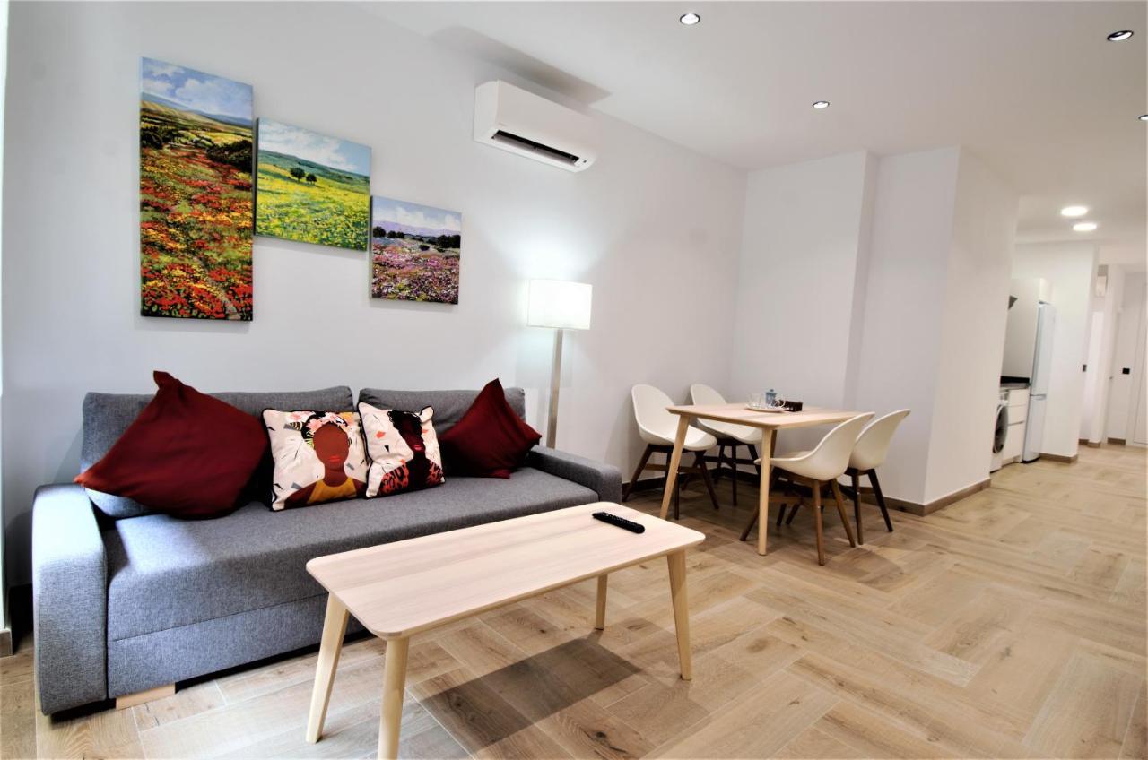 Del Convento Centro Historico 2A Apartment มาลากา ภายนอก รูปภาพ