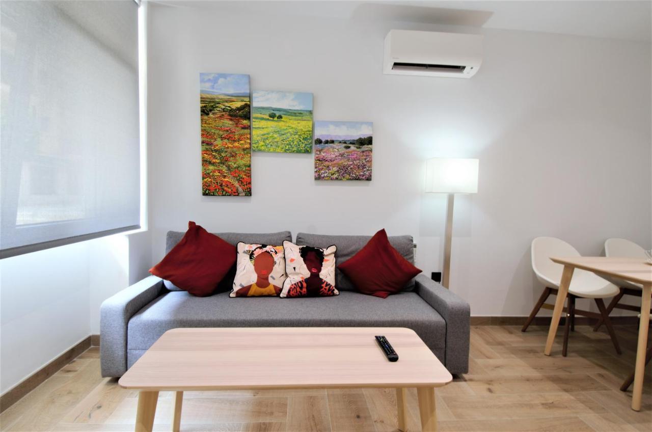 Del Convento Centro Historico 2A Apartment มาลากา ภายนอก รูปภาพ