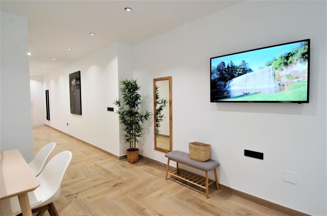 Del Convento Centro Historico 2A Apartment มาลากา ภายนอก รูปภาพ